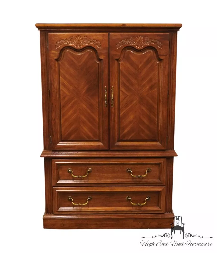STANLEY FURNITURE Country French Provincial 40