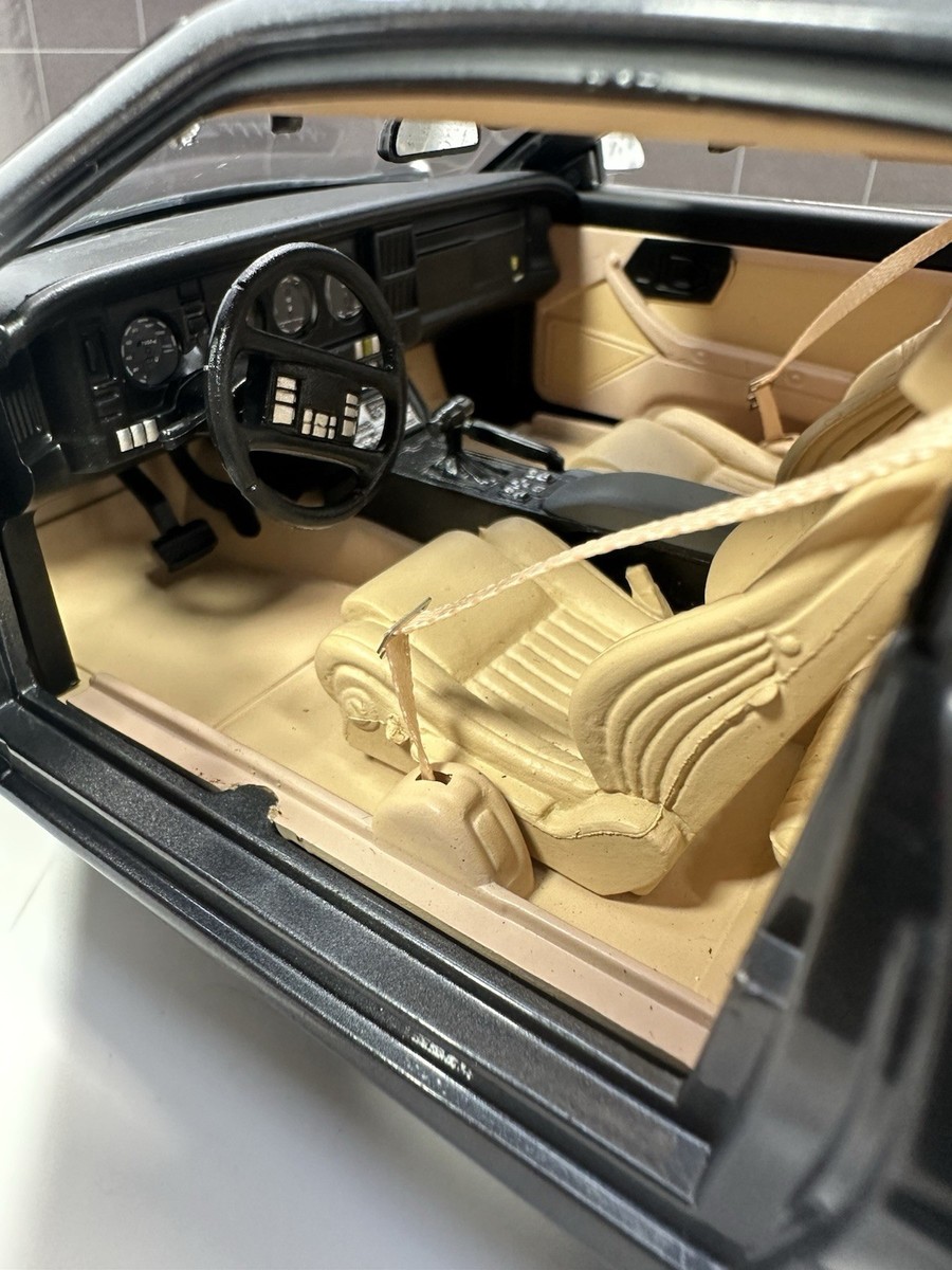 GREENLIGHT 1/18 SCALE 1989 PONTIAC TRANS AM “GTA” Very Detailed