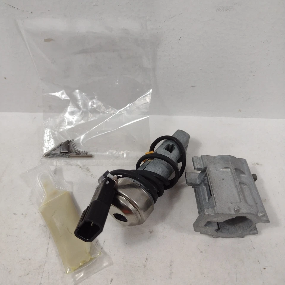 Genuine OEM GM ACDelco Uncoded Ignition Lock Cylinder D1473D - Image 2 of 4