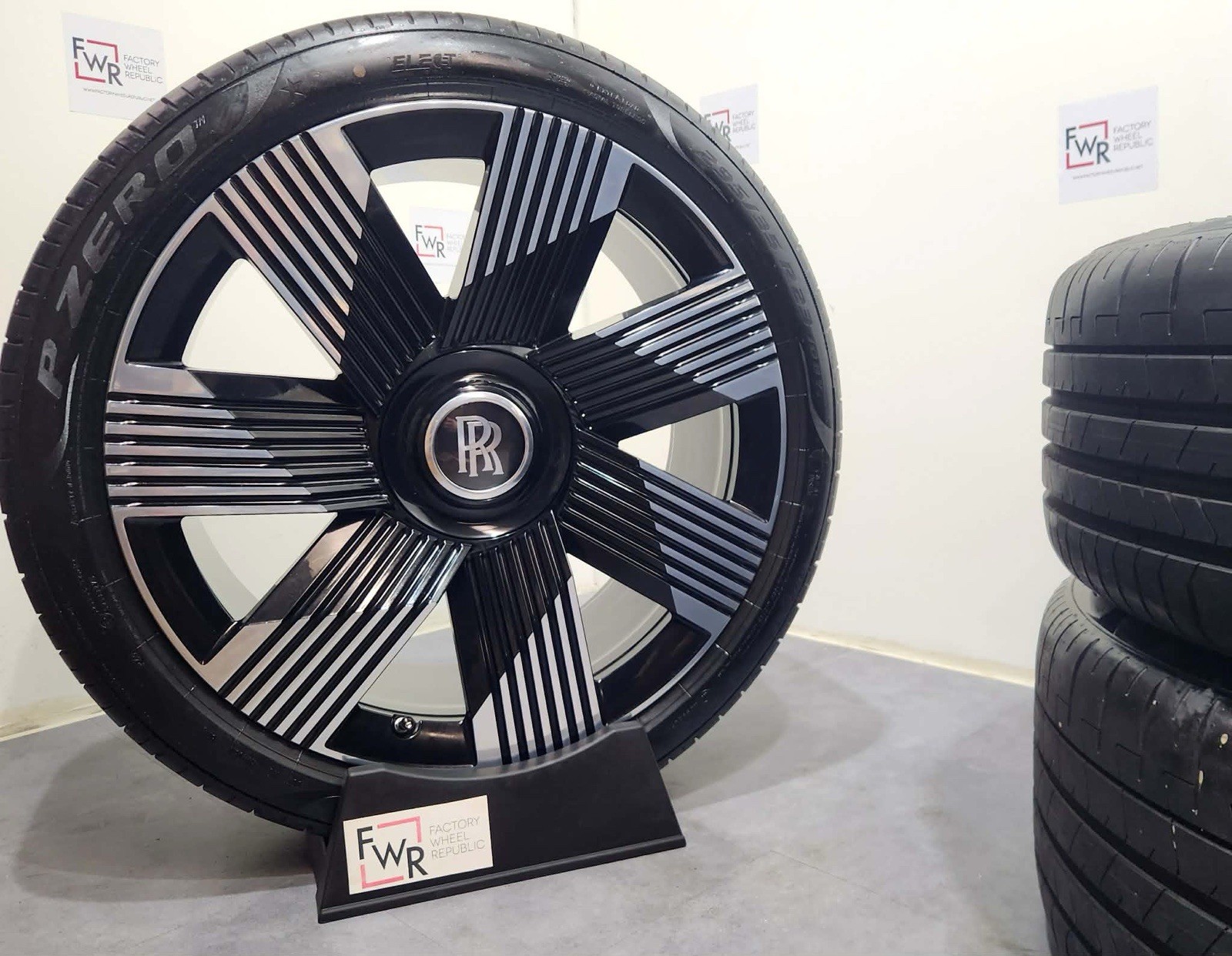 23" Rolls-Royce Spectre Factory OEM original wheels rims tires 2024 2025 🔥🔥🔥