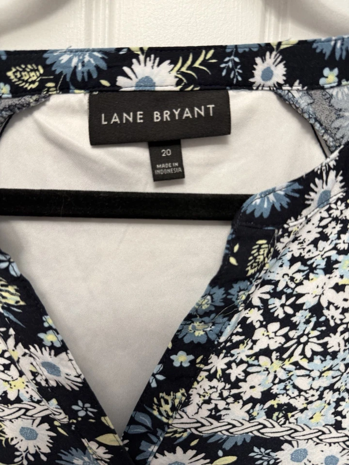Lane Bryant Blue Floral Stripe Maxi Dress Plus, Size 20 With Pockets - Image 3 of 4