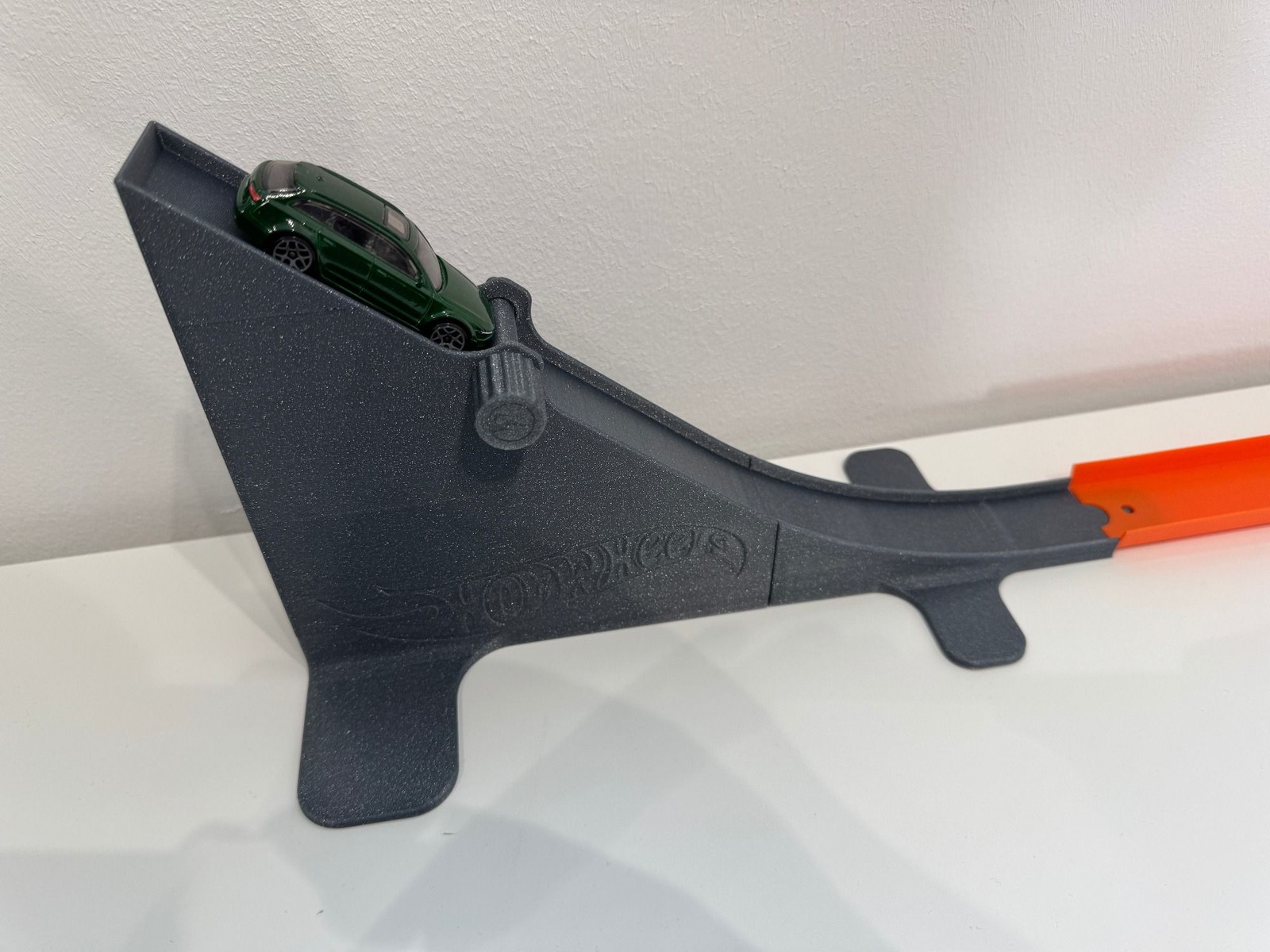 Hot Wheels 3D Printed Track Starter Launcher Gravity Drop Ramp Custom Gray