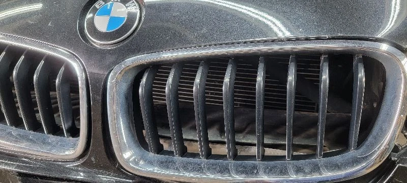 BMW 328i 2016 hatchback conductor izquierdo puntal de cierre de apertura Foto 4 de 4