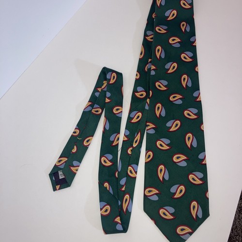 Aquascutum London Tie~ Paisley Pattern~ 100% Silk~Green Tie Free Ship - Picture 4 of 4