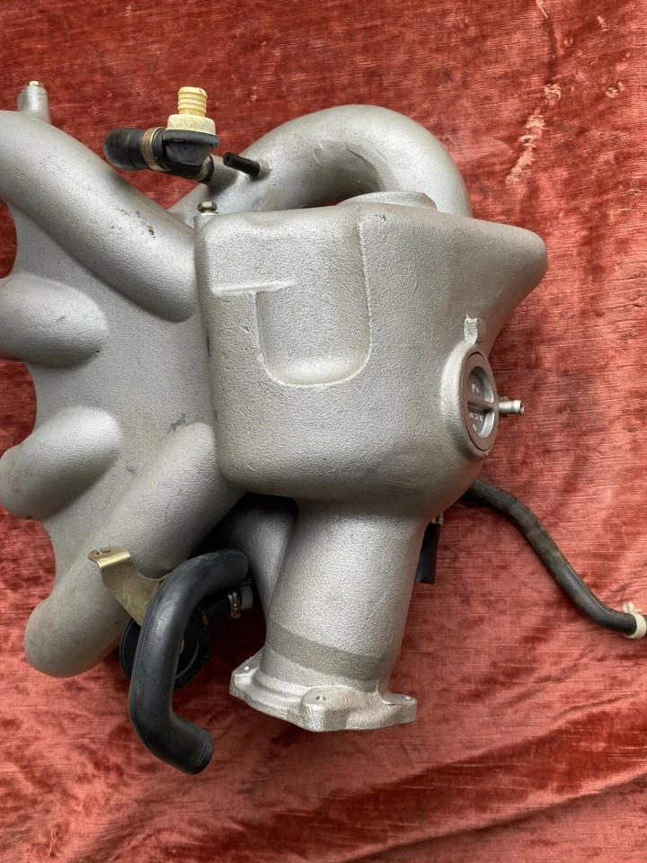 Porsche 968 3.0 CS Intake Manifold Injection System Intake Manifold 9441103354R - Image 3 of 4