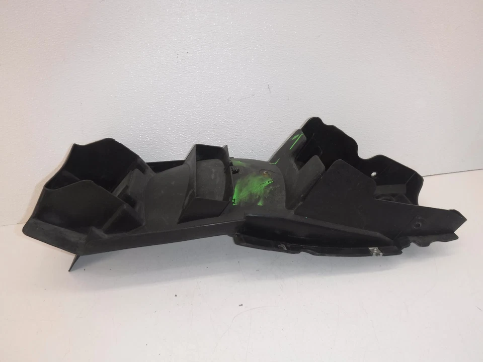 Panel de cubierta trasero bajo guardabarros Hyosung GT250R GT 250 2004-2006 Foto 3 de 4