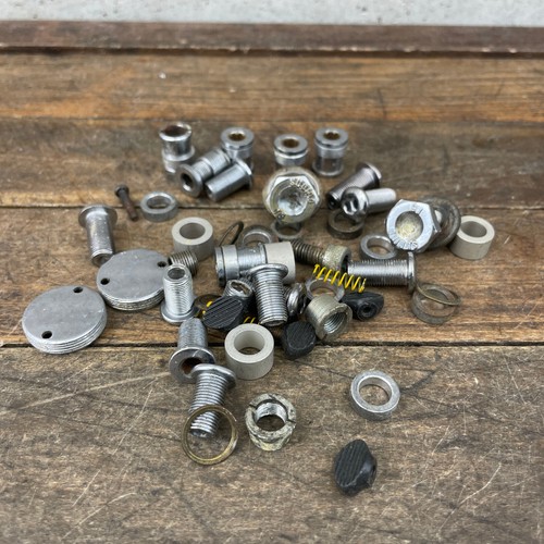 Vis De Plateau Campagnolo Mirage – M8 – Acier – Vintage – Fabriquées En Italie – 40g