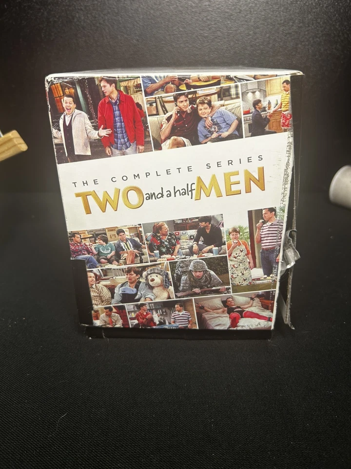 Two and a Half Men Complete Series DVD Box Set Seasons 1-12 Region 1 NTSC Comedy Foto 4 de 4