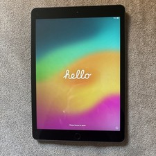 WiFi Only Apple iPad 8th Gen 32GB 18.3.2 A2270