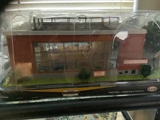 MENARDS GOLD LINE O GAUGE COLLECTIBLE BUILDINGS POWER & LIGHT 279-3051 NEW