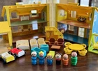 Vintage 1969 Little People Play Family Yellow House Complete #952 + Extras