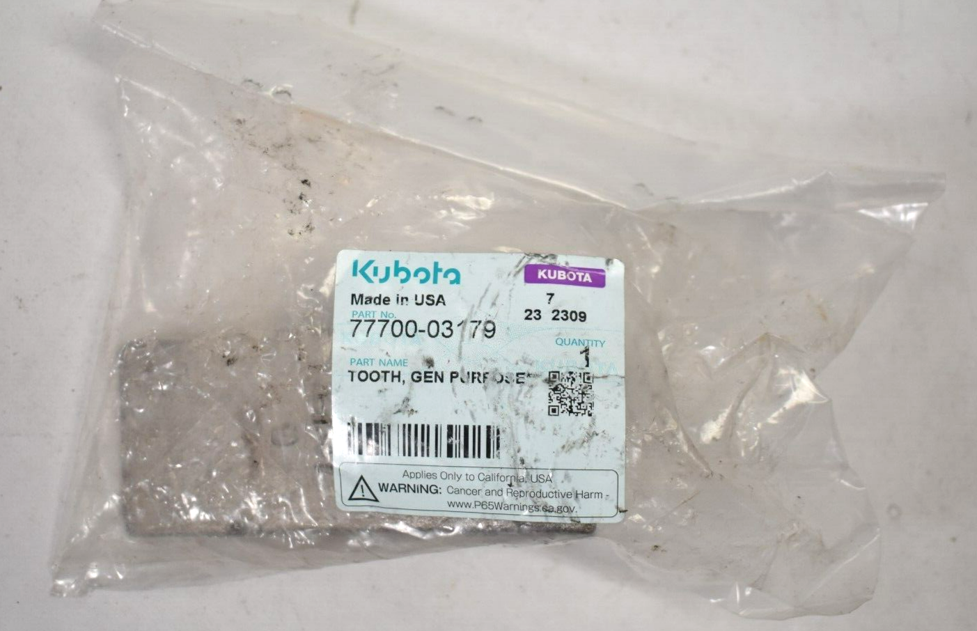QTY-1) Kubota 77700-03179 Bucket Tooth 4.50 