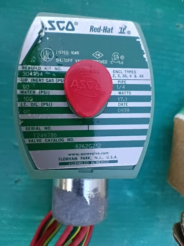 ASCO Red-Hat 8262G212 1/4" NPT 120VAC Brass 2-Way Solenoid Valve - Picture 3 of 5