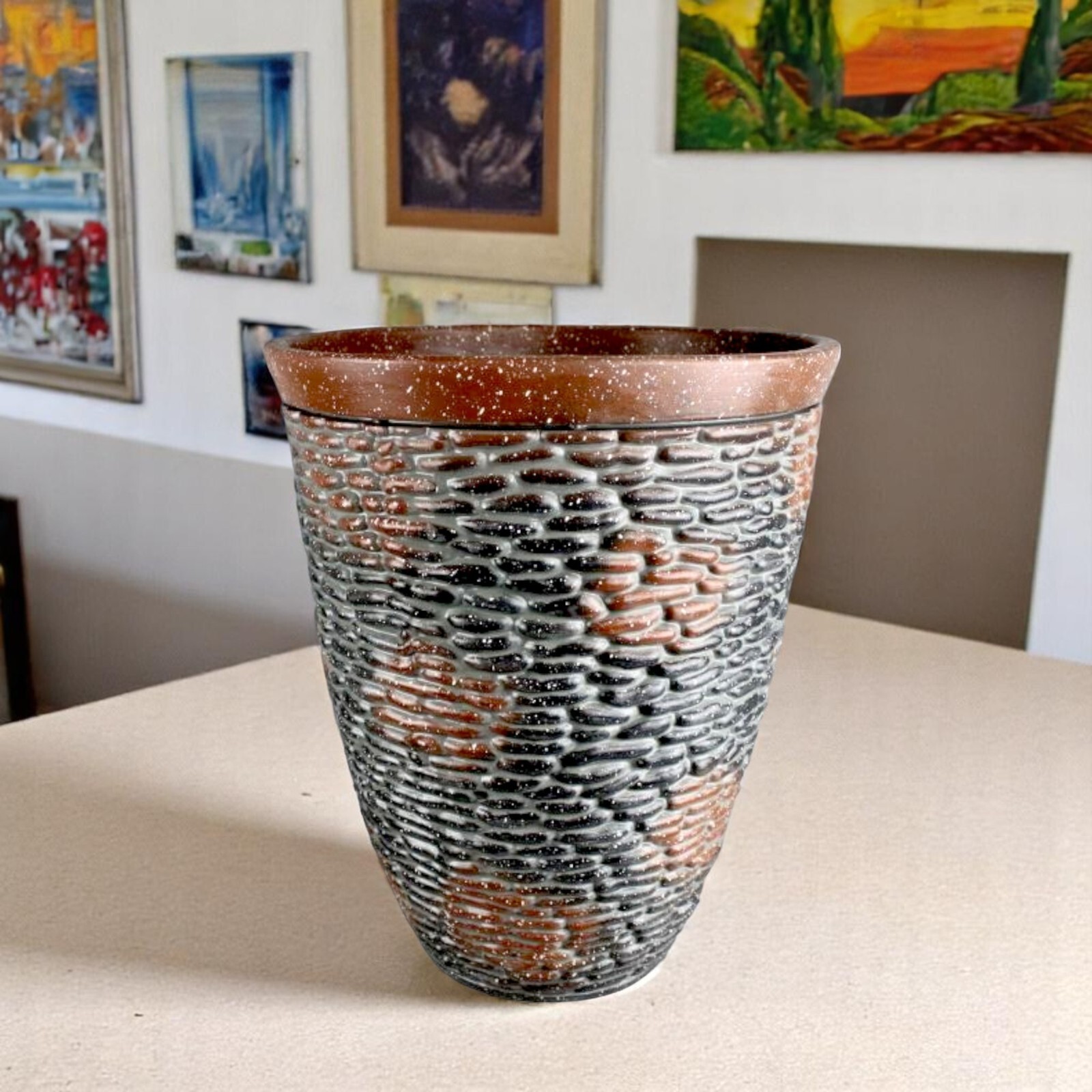 Picture 2 of 41