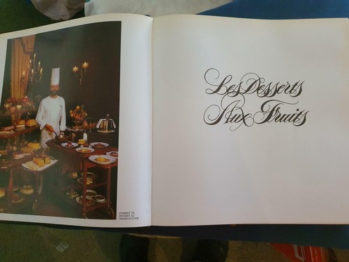 A Companion's Cookbook from the Tour de France, Volume 8: Pastissrie - Picture 4 of 7