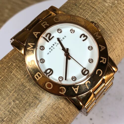 Marc by Marc Jacobs Damen MBM3077 Edelstein Indizes 37 mm Quarzuhr 6 1/2"