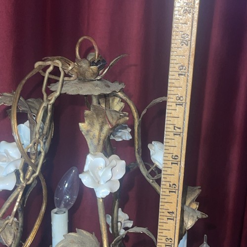 Vintage italian mid century metal gold gilt roses porcelain chandelier lamp - Picture 7 of 7