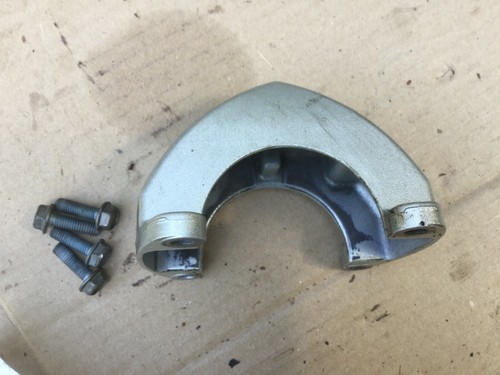 2007-LATER HONDA 20HP LOWER MOUNTING HOUSING 50111-ZW9-000ZA - Picture 2 of 3