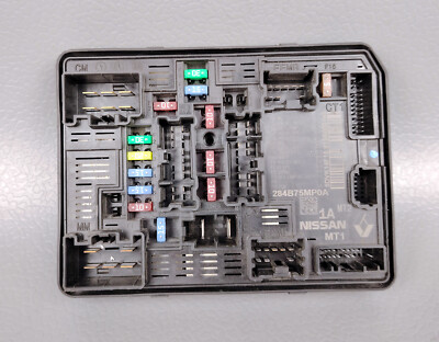 mayさま確認ページ1点 2020-2022 Nissan Sentra IPDM Engine Room Control Unit