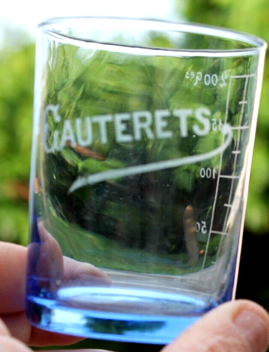 ancien verre de cure de Cauterets ( couleur bleuté ) - Imagen 6 de 6
