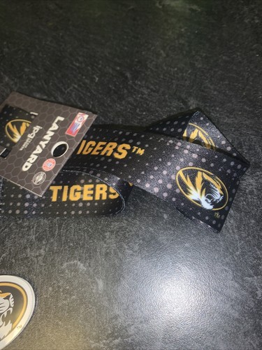 NCAA Missouri Tigers Football New Breakaway Lanyard & Key Chain Set Gift Set - Picture 4 of 10