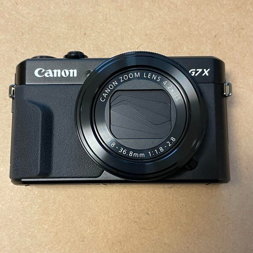 Canon PowerShot G7X Mark II Digital Camera w/Battery pack, Charger, Wrist strap