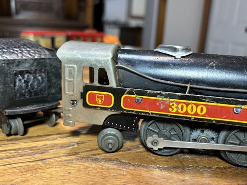 Vintage Marx Canadian Pacific 3000 Engine 554 552 555 556 Track Transformer Set - Picture 6 of 23