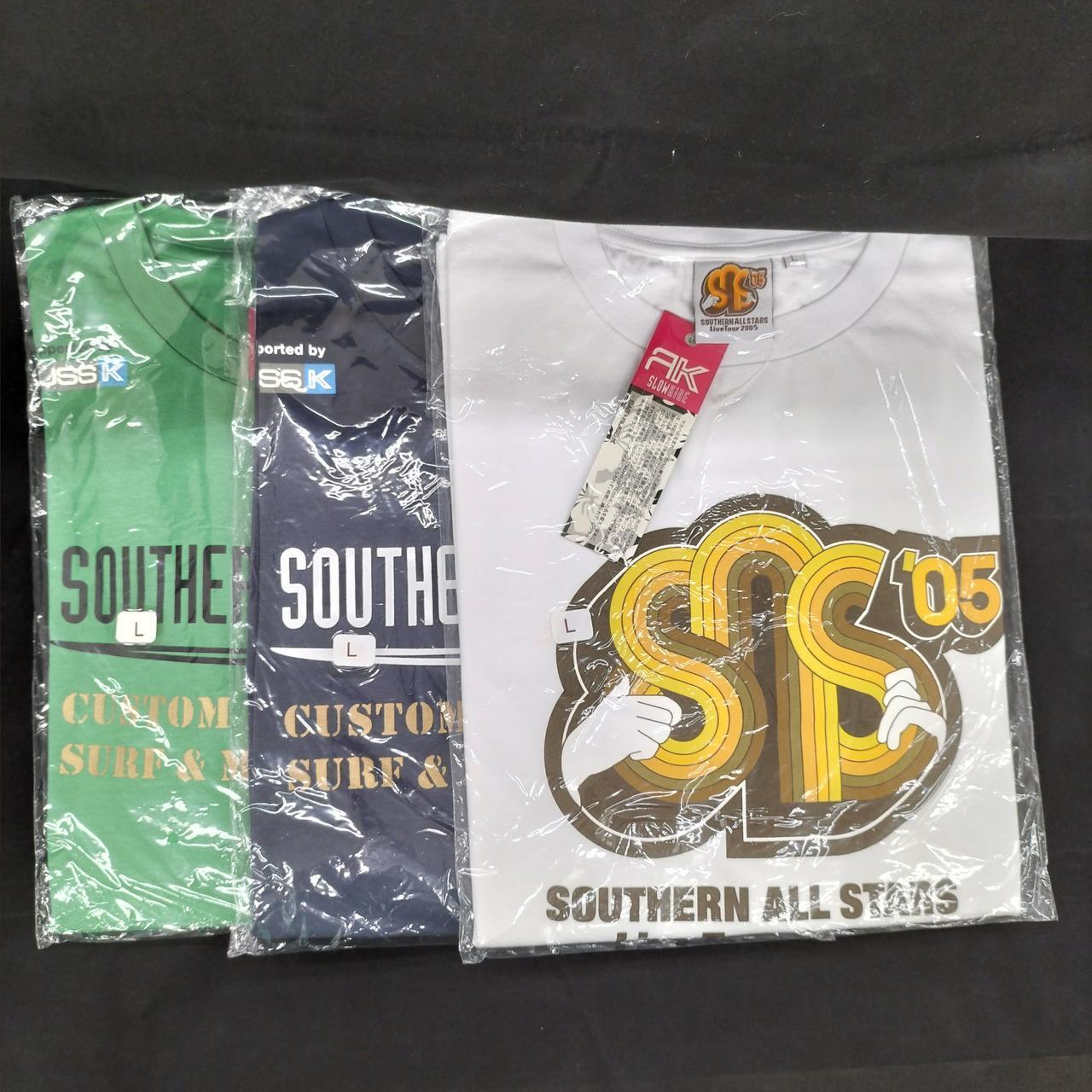 T shirt size L 3 piece set Model number  2005 Live T shirt Unopened Southern A