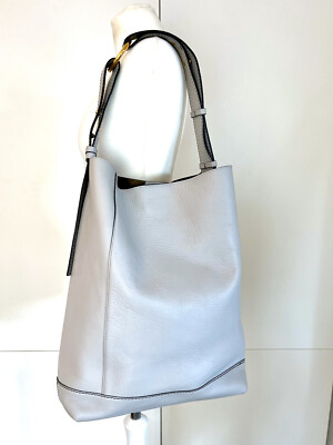 MARNI * Neu ! Große HOBO Schulter Tasche echt Leder grau