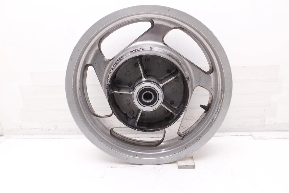 Llanta trasera 95 Honda Magna 750 OEM Foto 2 de 4