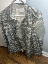 US Army Combat Uniform ACU UCP Digital GWOT Small Long Coat 8415-01-519-8504