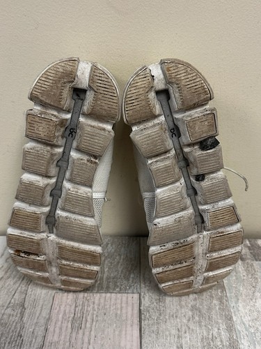 Size 8.5 - On Cloud 5 - Undyed-White / White - Womens - 59.98373 - Pre Owned - Picture 8 of 8