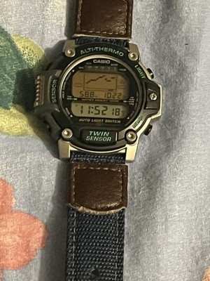 Vintage Casio Pro Trek PRT-30 Twin Sensor Altimeter Thermometer