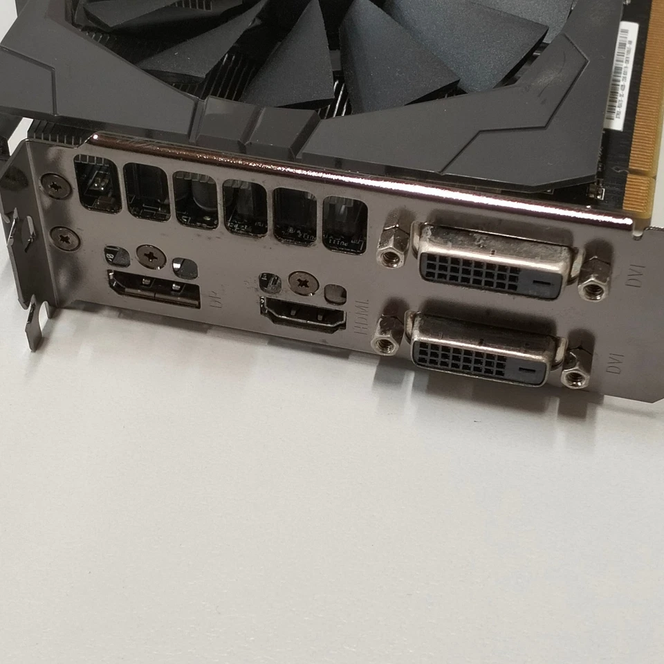 AMD ASUS ROG STRIX Radeon RX 470 GAMING OC 4GB GDDR5 PCIe 3.0 x16 Graphics GPU - Image 2 of 4