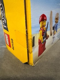 LEGO PIRATES -- CHESS SET BRAND NEW IN SEALED BOX RETIRED SET 40158