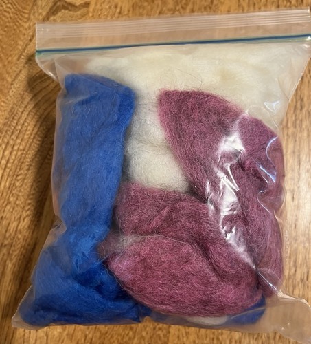 Lot of felting wool New Pink Blue White 2oz - Picture 2 of 2
