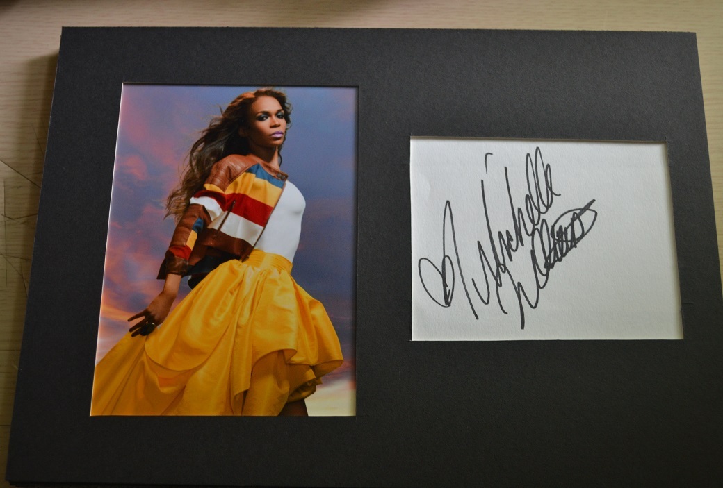 MICHELLE WILLIAMS AUTOGRAPH SIGNED A4 MOUNT (DESTINY'S CHILD ) COA