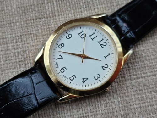 Fashion Wristwatch Gold Tone Case Black Leather Strap Analog Quartz Unisex Watch - Picture 3 of 13