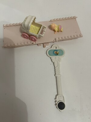 Vtg Precious Places Fisher Price Baby Amanda Magnetic Key Miniature Dollhouse se