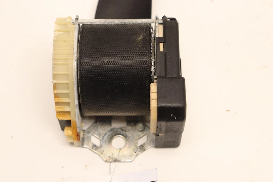 BMW Z4 2003-2008 3,0 L CINTURÓN DE SEGURIDAD DELANTERO IZQUIERDO LADO DEL CONDUCTOR NEGRO OEM Foto 4 de 4