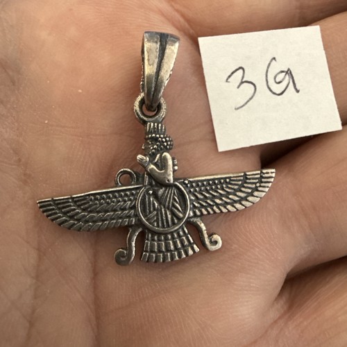Colgante Faravar Plata de Ley Rey Ciro Persépolis Ambos Lados 3.5cm W & 3cm H - Imagen 15 de 17