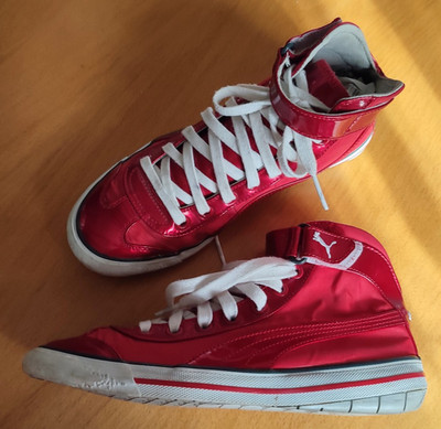 Puma Mid Top Red Sneaker Gr. 39 - Lackleder Optik - Klettverschluß am Knöchel