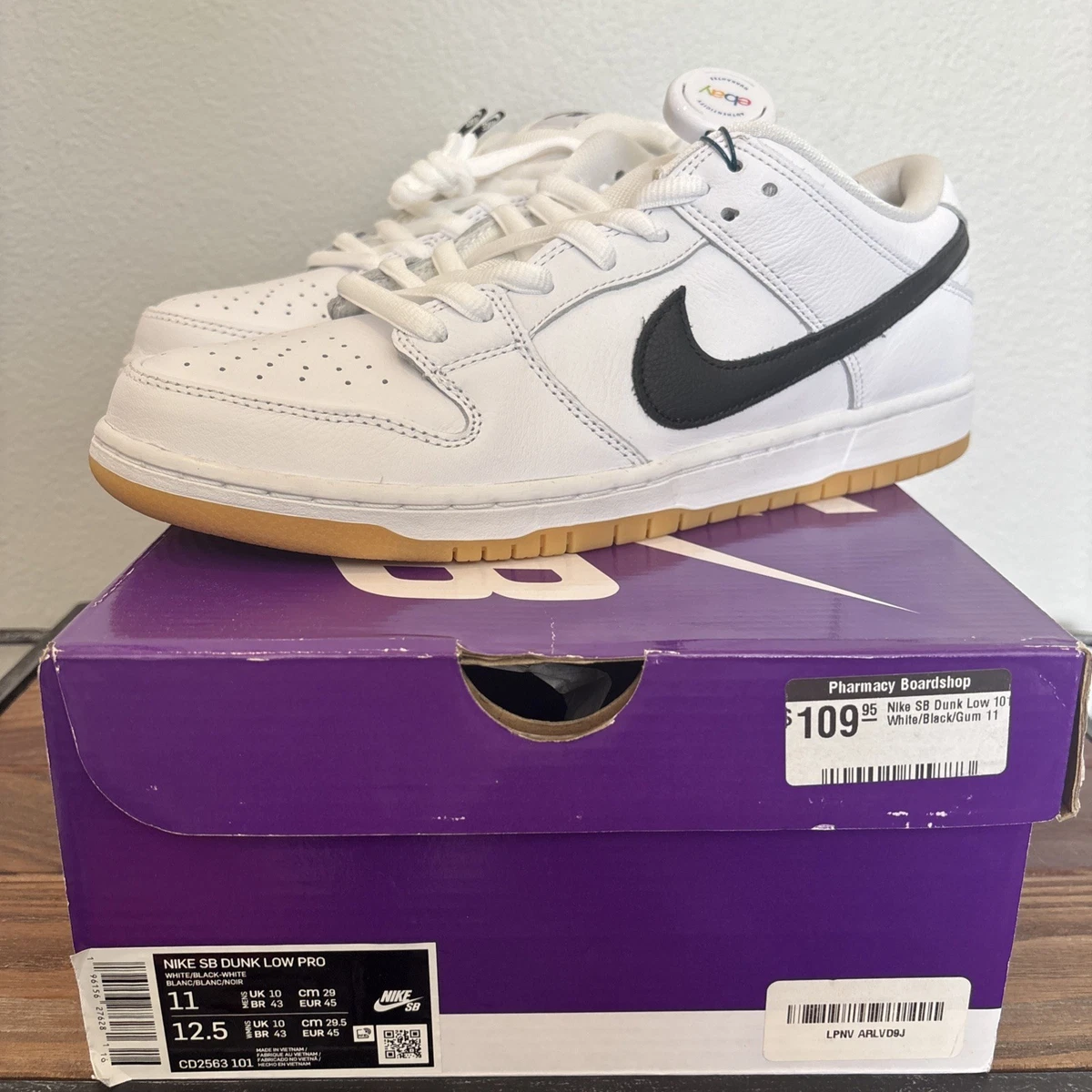 Nike SB Dunk Low Pro Black for Sale - Authenticity Guaranteed - eBay
