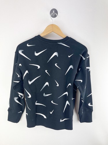 New Nike Boys DN5123-010 Standard Fit Logo Black Sweatshirt - Picture 3 of 3