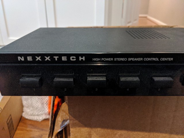 stereo speaker control center