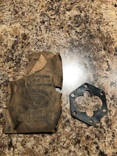 NOS Mopar Oil Pump Cover GASKET HEXAGON TYPE  1924-1942 DODGE PLY. DESOTO CHRY.
