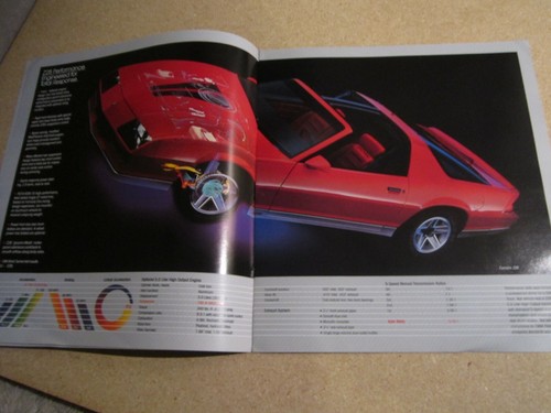 Folleto de ventas de concesionario Camaro 1984 original vintage 20 páginas Z28 IROC Berlinetta - Imagen 4 de 9