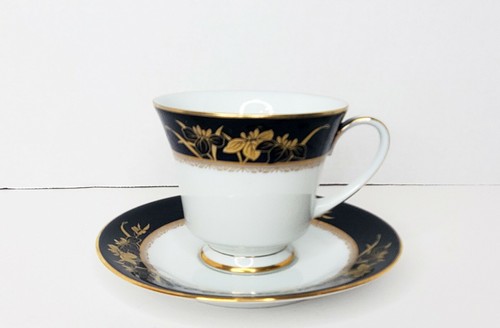 Noritake Legacy Mandalay 3393 Tea Cup and Saucer Set Gold on Cobalt Blue Mint - Picture 6 of 9