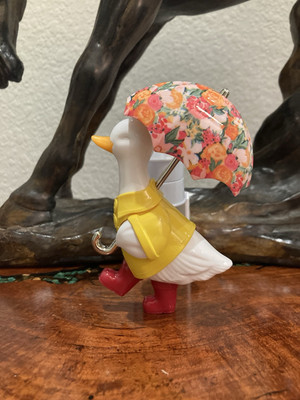 Bath & Body Works Wallflower Plug Diffuser Silly Goose Duck Raincoat Umbrella