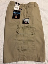Dickies Shorts Men 42 Relaxed Fit Multi Use Tech Pocket Tan Work 11" Inseam
